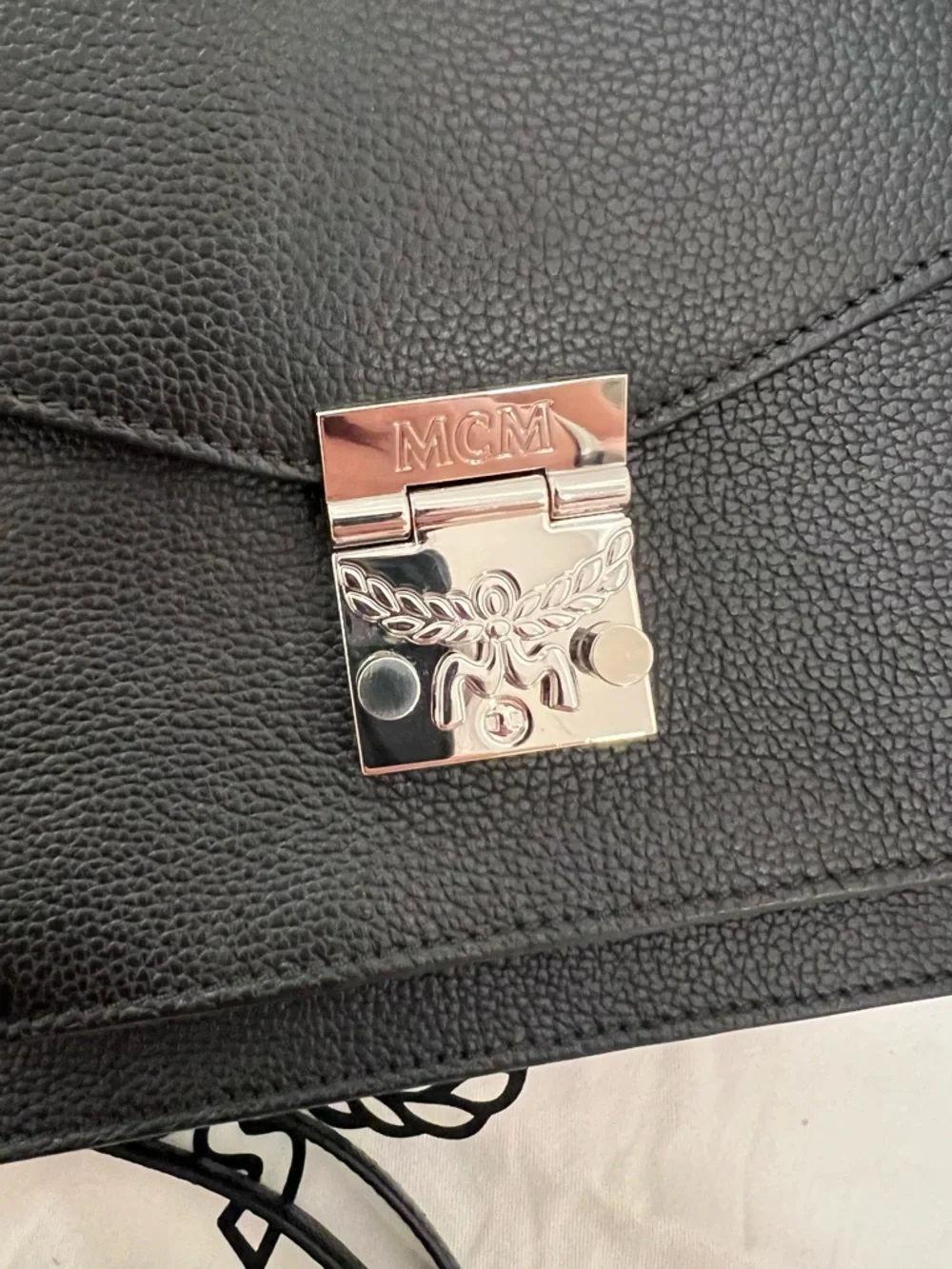 MCM Patricia Pocket Satchel in Black Grained Leather - Picture 6 of 10